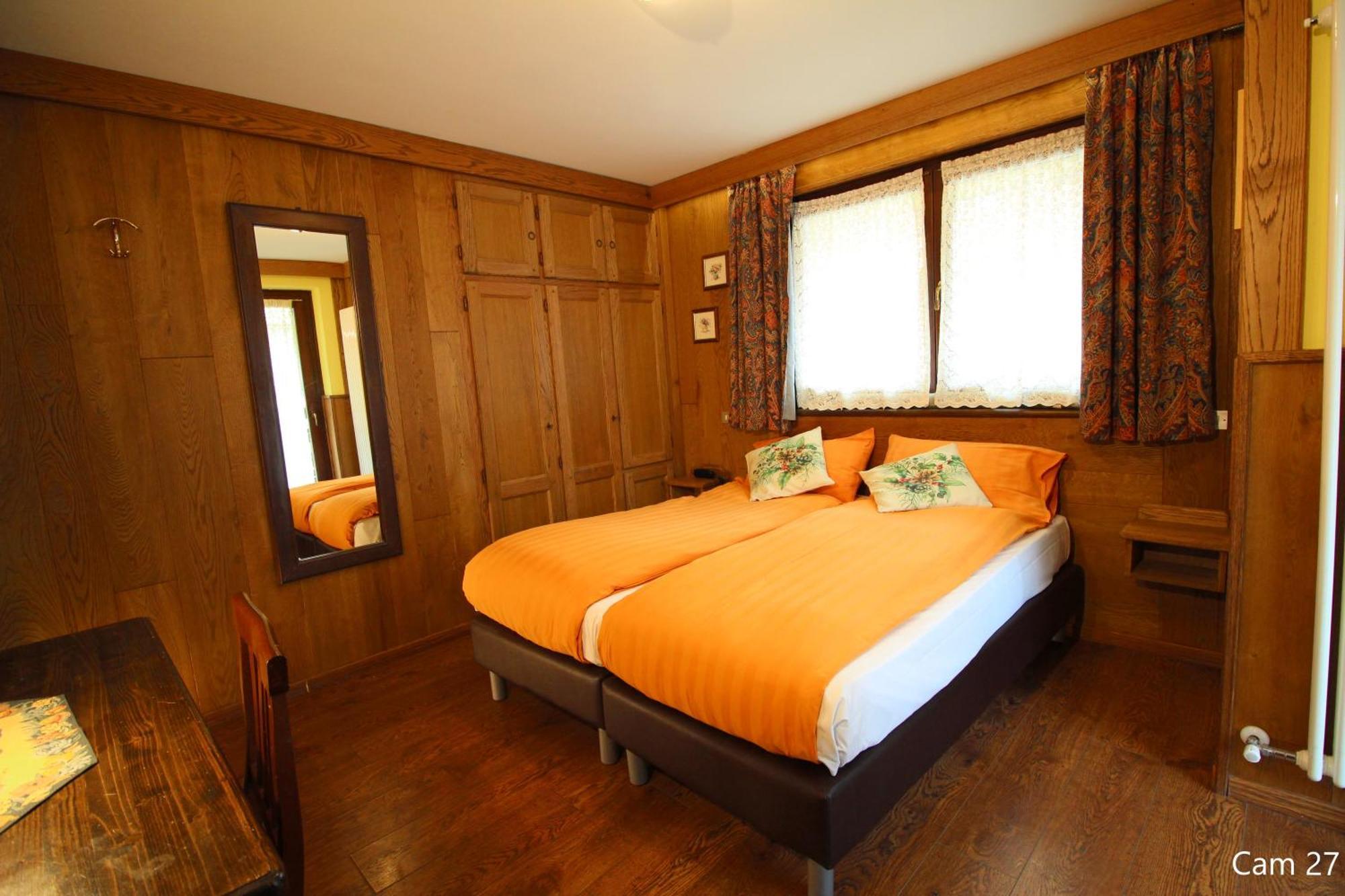 Hotel Meynet بيريوِل تْشيرفينيا المظهر الخارجي الصورة